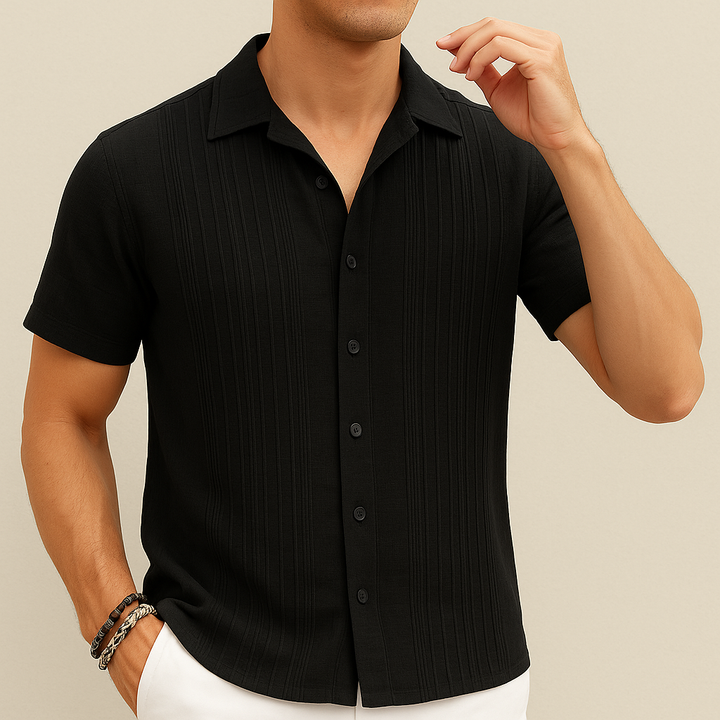 Camisa playera negra de algodón plisado
