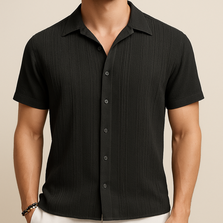 Camisa playera negra de algodón plisado