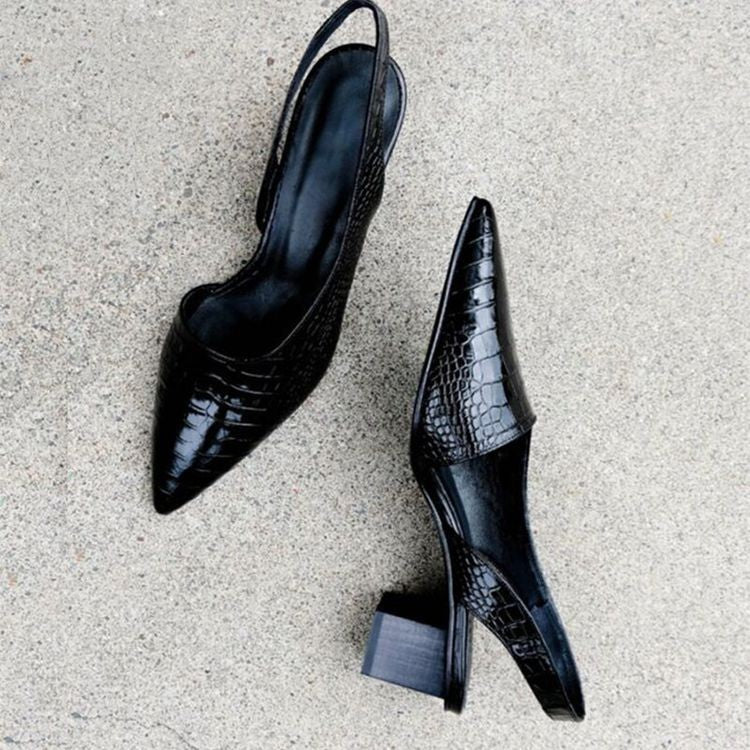 Wynn - zapatos con tacco a punta larga