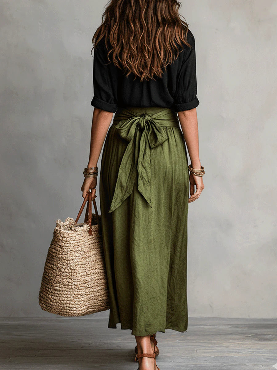 Vera – conjunto de dos piezas: camiseta negra e falda midi verde oliva