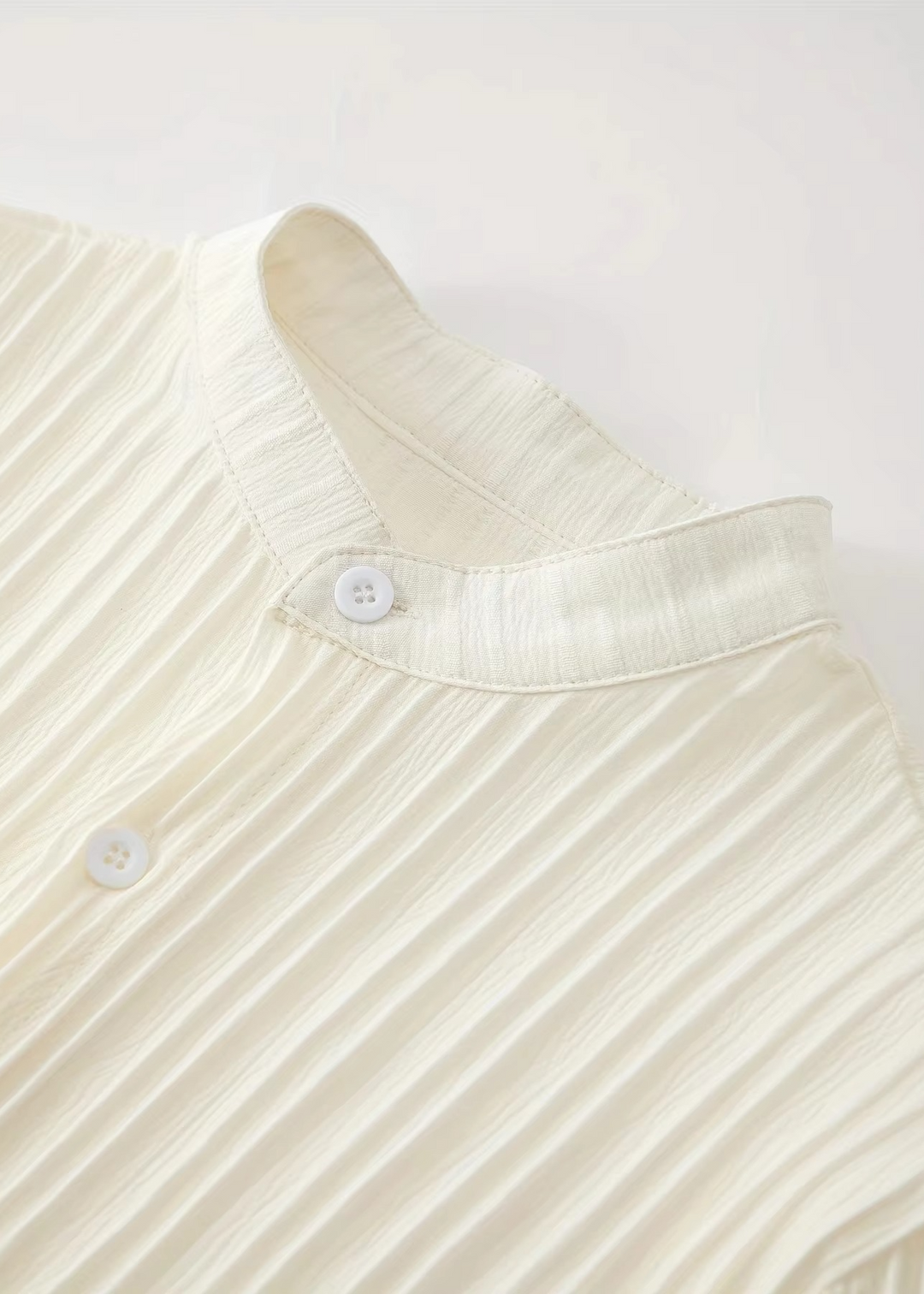 Conjunto veraniego de dos piezas a rayas blancas para hombre